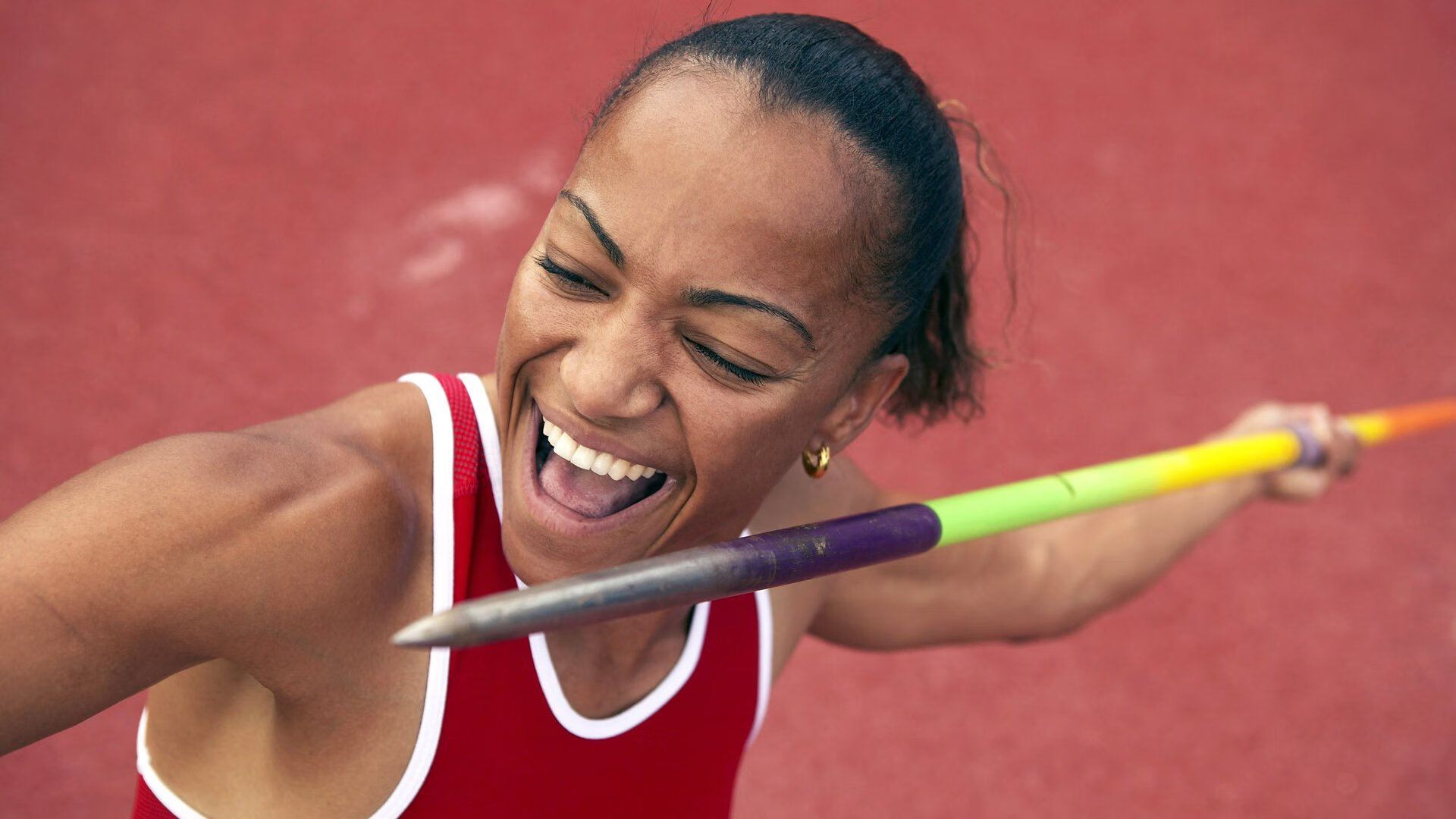 mk足球官网-C罗首战评分垫底引争议，球迷：时间真赢不了，c罗比赛胜率