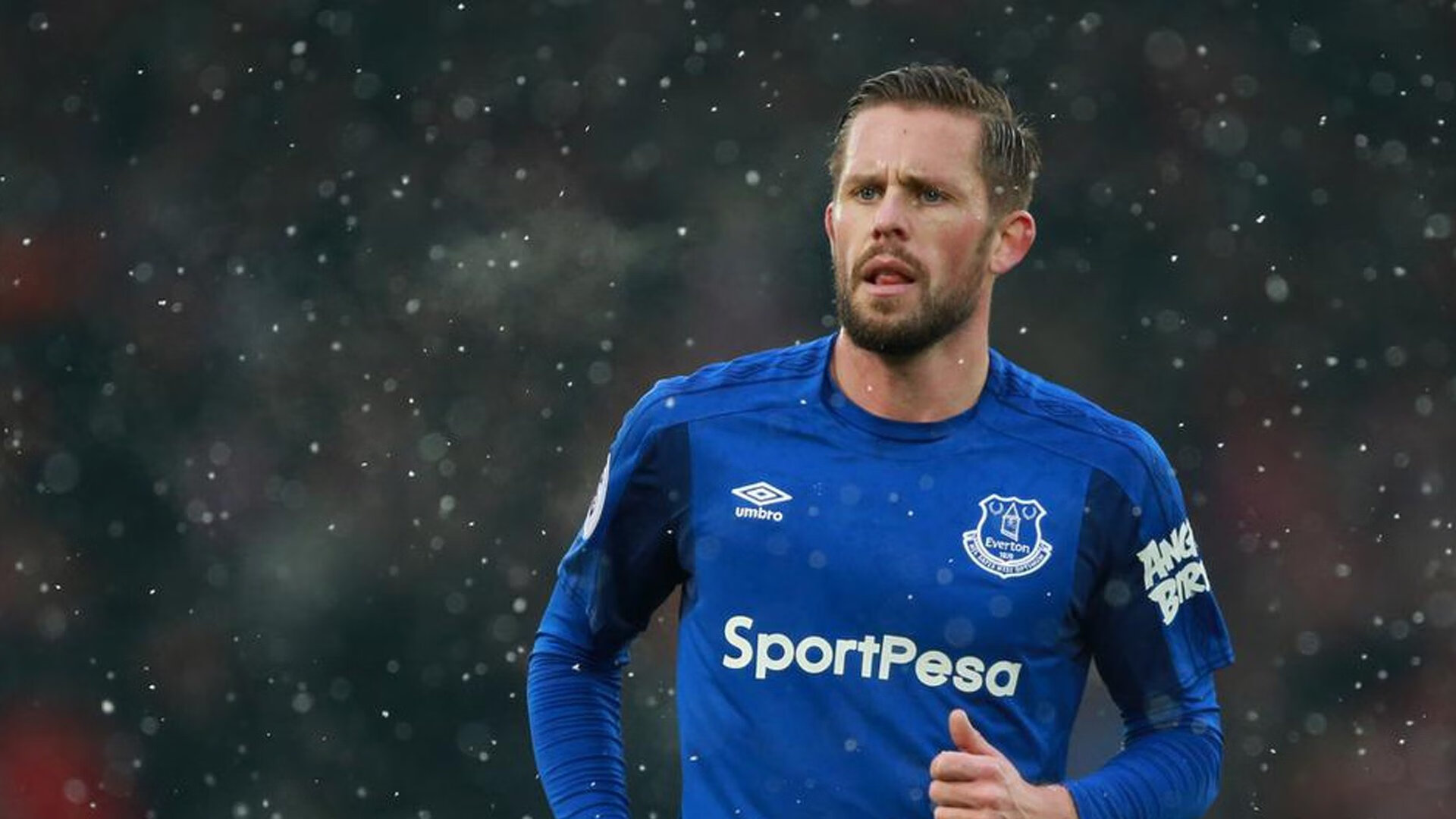 mk体育全站-快船三巨头磨合不顺，队内氛围堪忧，快船三巨头时期阵容